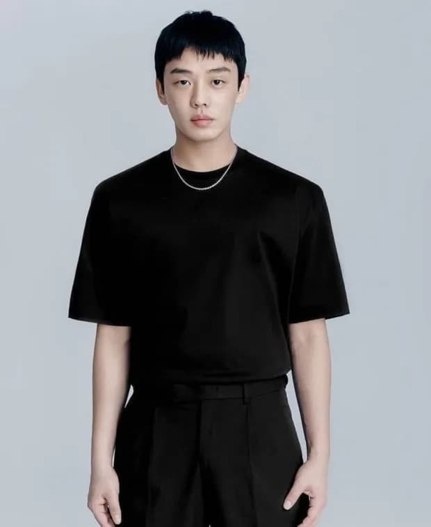 유아인
